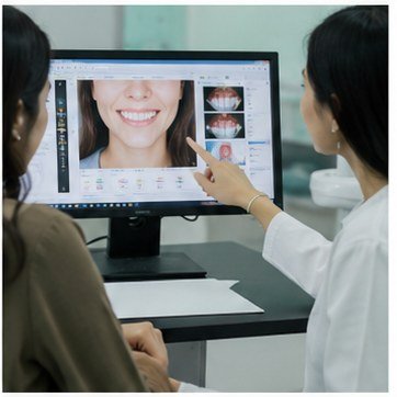 Digital smile makeover consultation